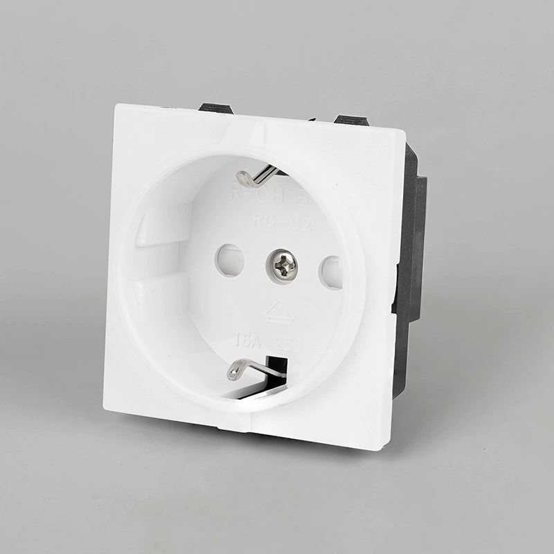 European socket RG-02 European plug RG02 German standard socket UPS backup power socket Voltage regulator socket