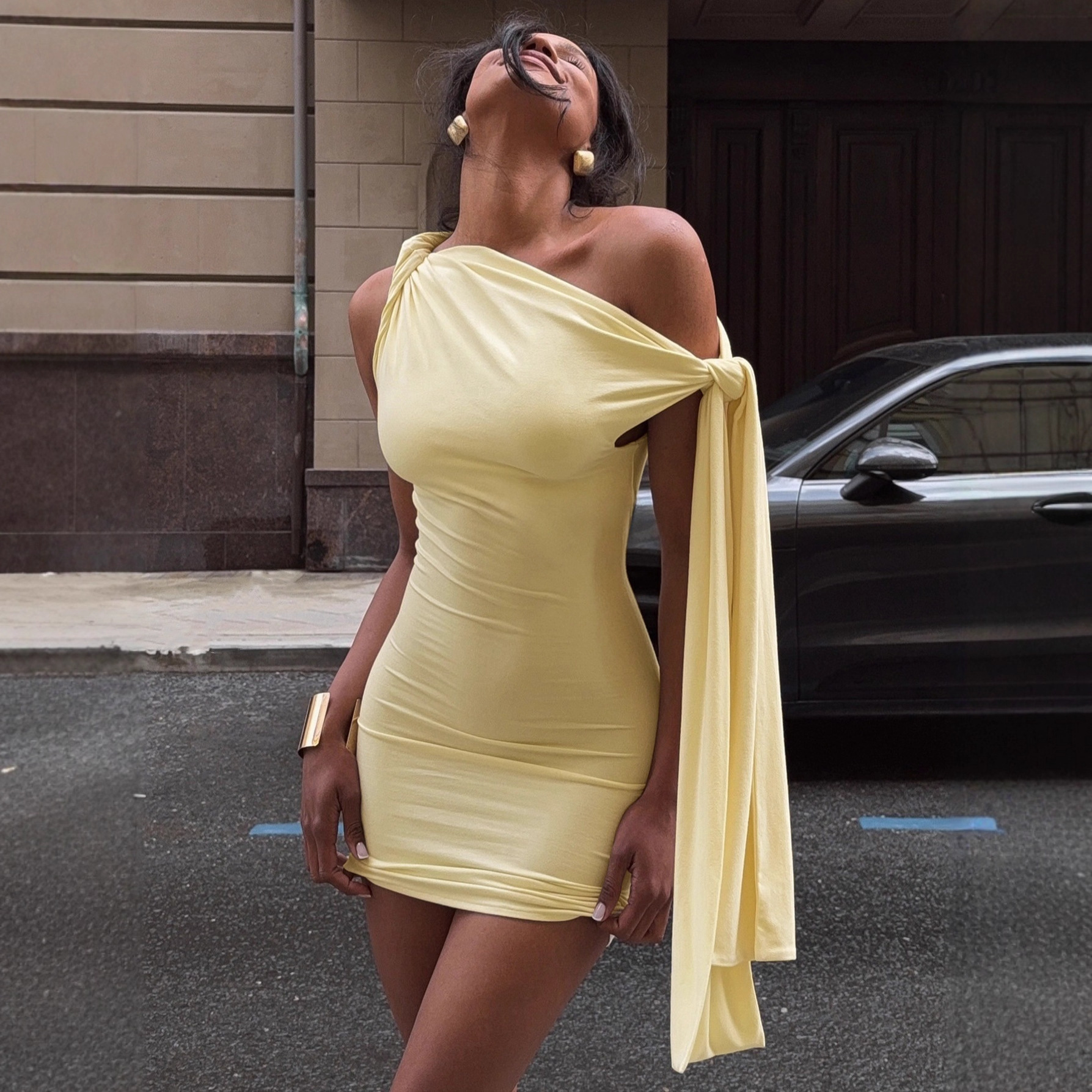 Autumn 2025 New Elegant Tight-Fitting High-Waisted Lace-Up Ribbon Slanted Collar Off-Shoulder Irregular Dress Short Skirt