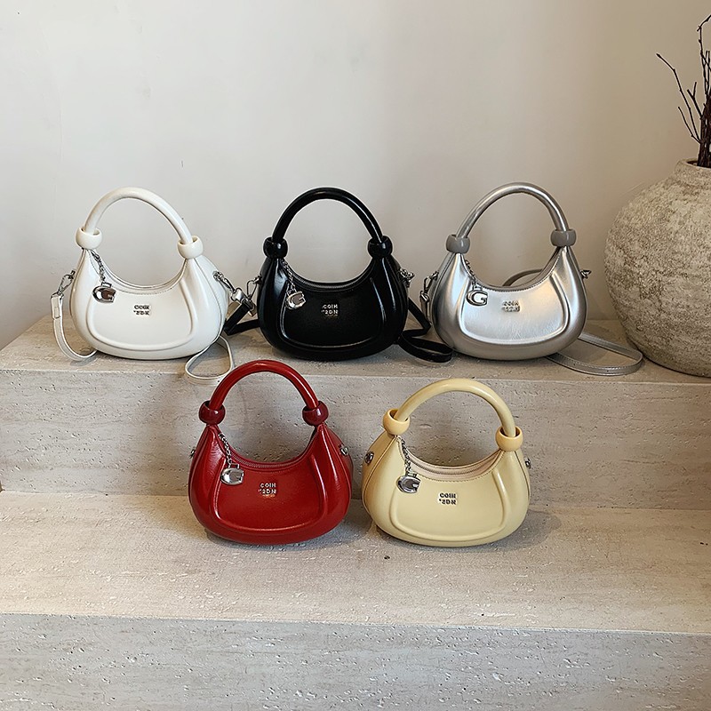 trend moon-shaped lamp