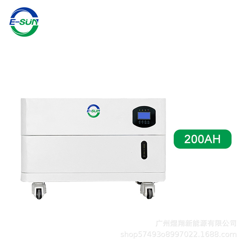 创新堆叠式储能解决方案 - 集成逆变器，A品磷酸铁锂电芯，6000次