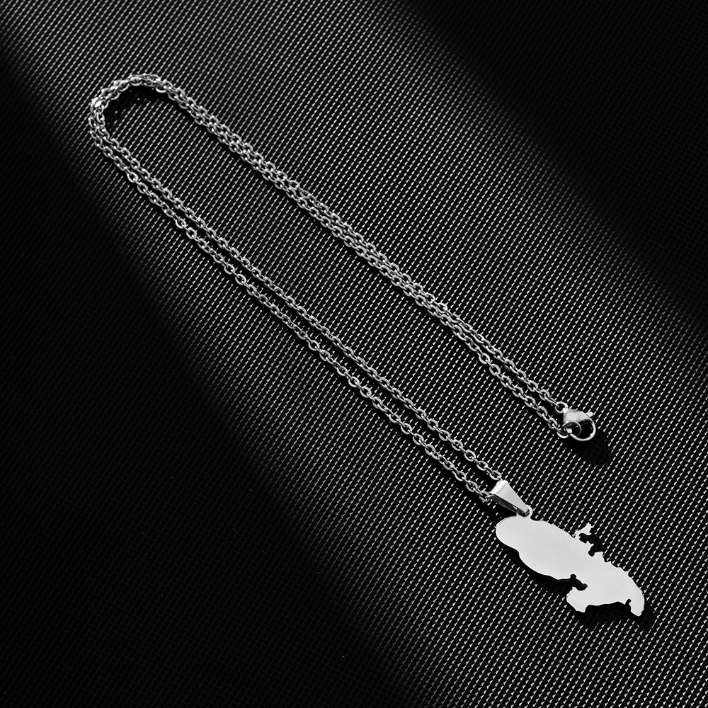 Vintage Style Style Map Map Of Martinique 201 Stainless Steel 304 Stainless Steel Vintage Style 304 Stainless Steel Pendant Necklace
