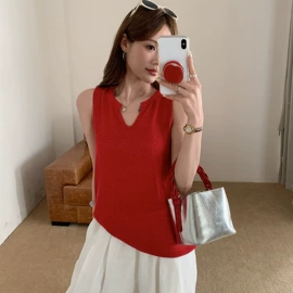 女式毛呢外套;女式针织衫;其他短外套