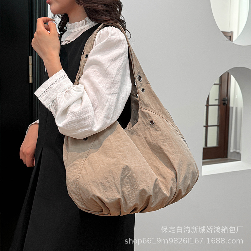 跨境爆款韩国日常休闲褶皱尼龙布小众hobo流浪包单肩托特饺子包|undefined