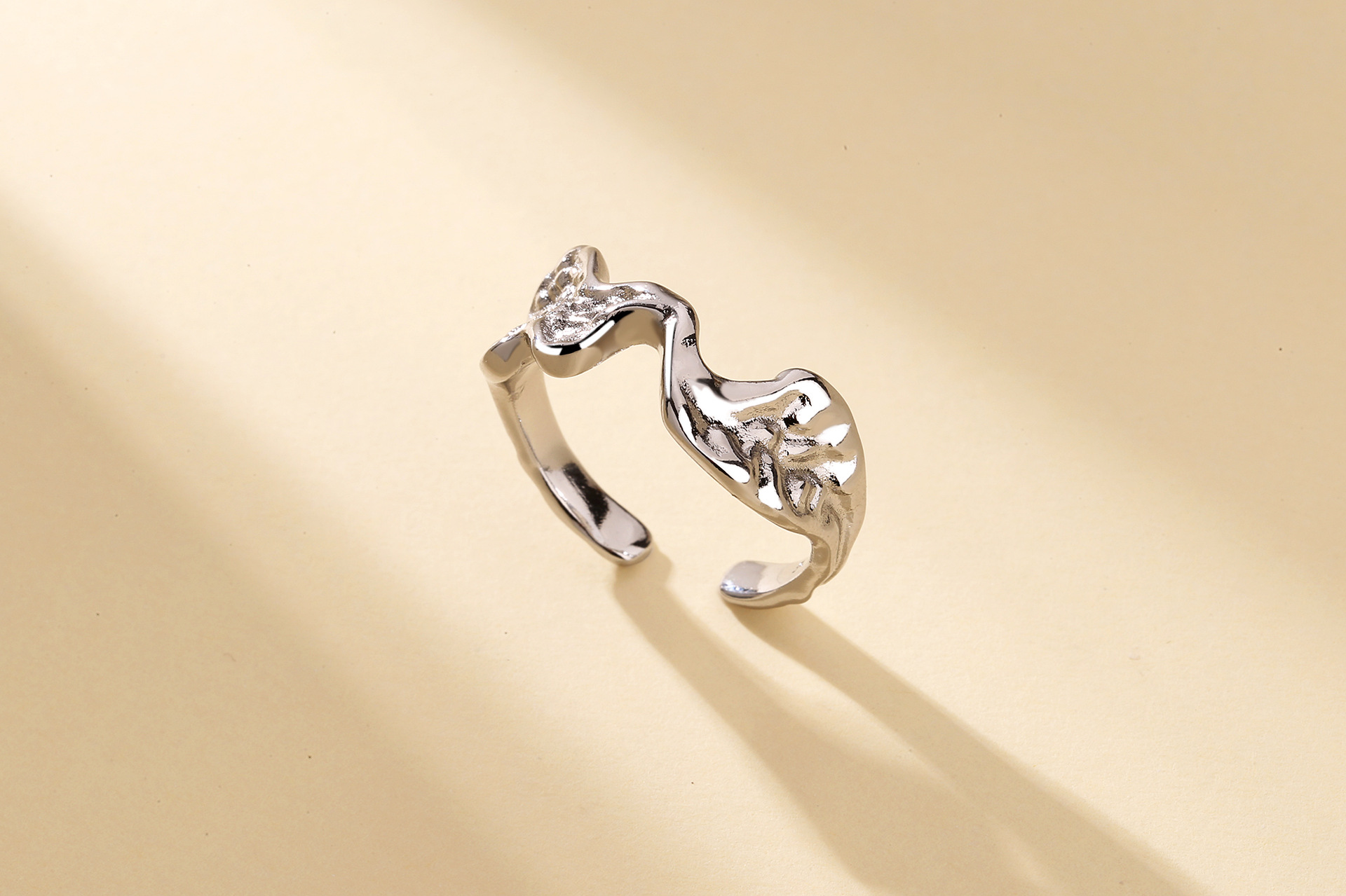 Fashion Irregular Copper Pleated Rings