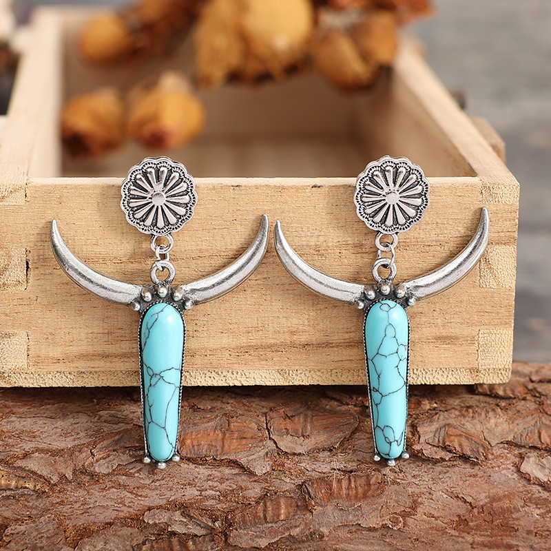 1 Pair Ethnic Style Cattle Plating Inlay Alloy Turquoise Drop Earrings display picture 2