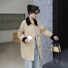 大きいサイズの300斤の風衣の女性の外は衝突色の襟の英倫風の気質のコートの春秋の金の防風の風の服を着ます。