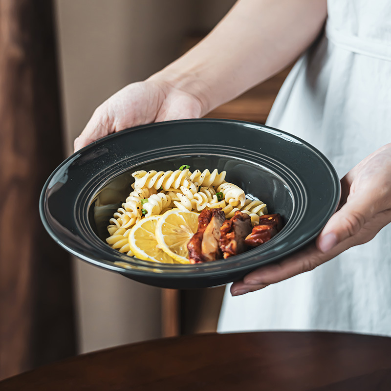 Tazón de cerámica estilo retro de color puro, tipo sombrero de paja, para uso doméstico, para verduras, postres, pasta, comida occidental y sopa, de diseño creativo