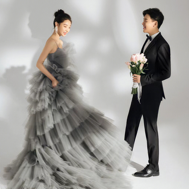 Sling Main Wedding Dress Photo Studio Couple Theme Photography Clothing Color Yarn Mori Grey Elegant Wedding Dress Long Tail Dress Sling Main Wedding Dress Photo Studio Couple Theme Photography Clothing Color Yarn Mori Grey Elegant Wedding Dress Long Tail Dress