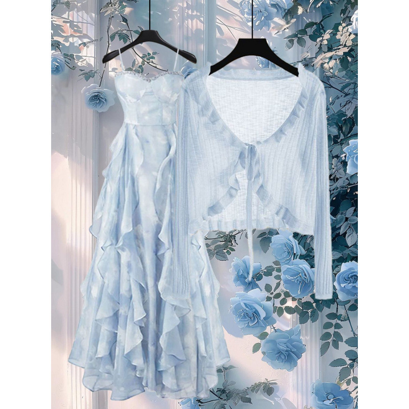 Summer wear a set of sunscreen ice silk knitted cardigan with elegant slim French suspenders dress two-piece set