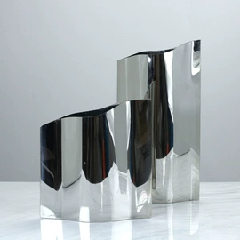 金属工艺品;树脂工艺品;水晶工艺品