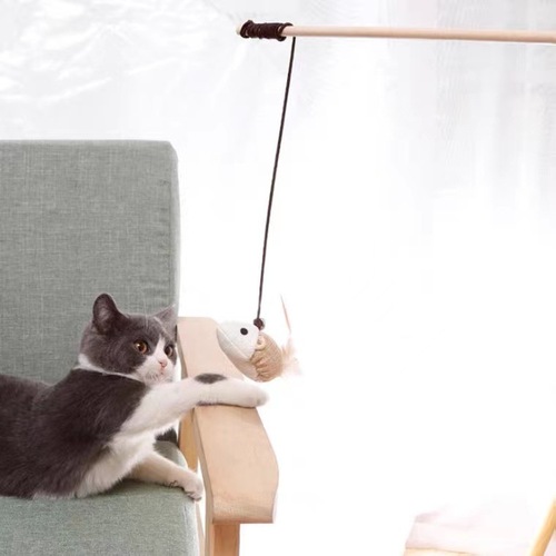 Cat toy wooden rod feather cat toy with bell wooden cotton and linen mouse cat toy for kittens self-entertainment 