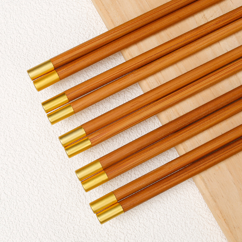 Palillos de madera maciza domésticos de alto aspecto al por mayor cúpula fu personaje kuaizi puesto antideslizante corriendo Jianghu grupo comunitario suministro de compra