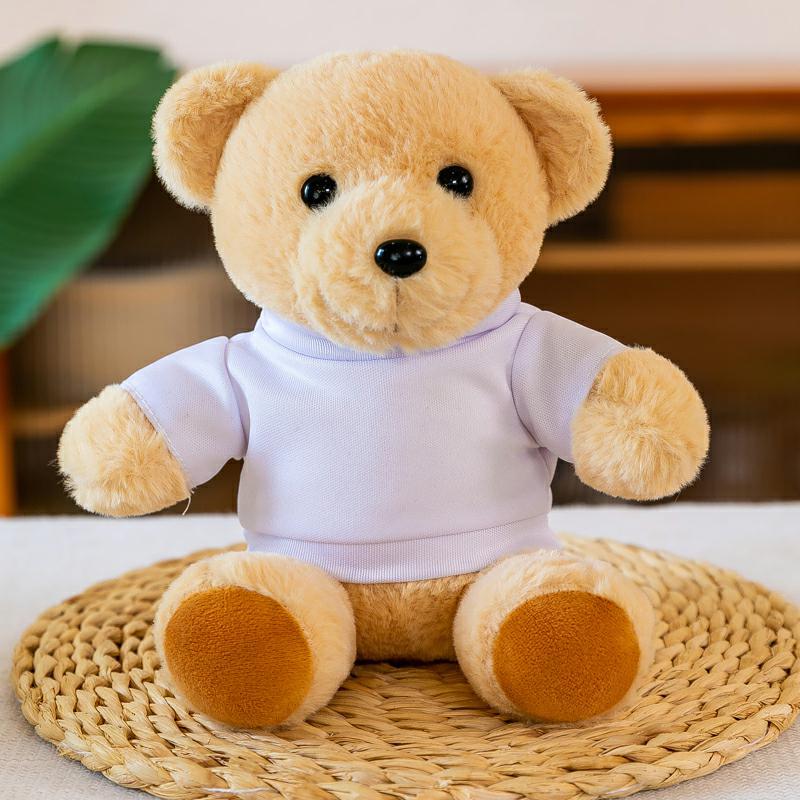White T-shirt sitting bear