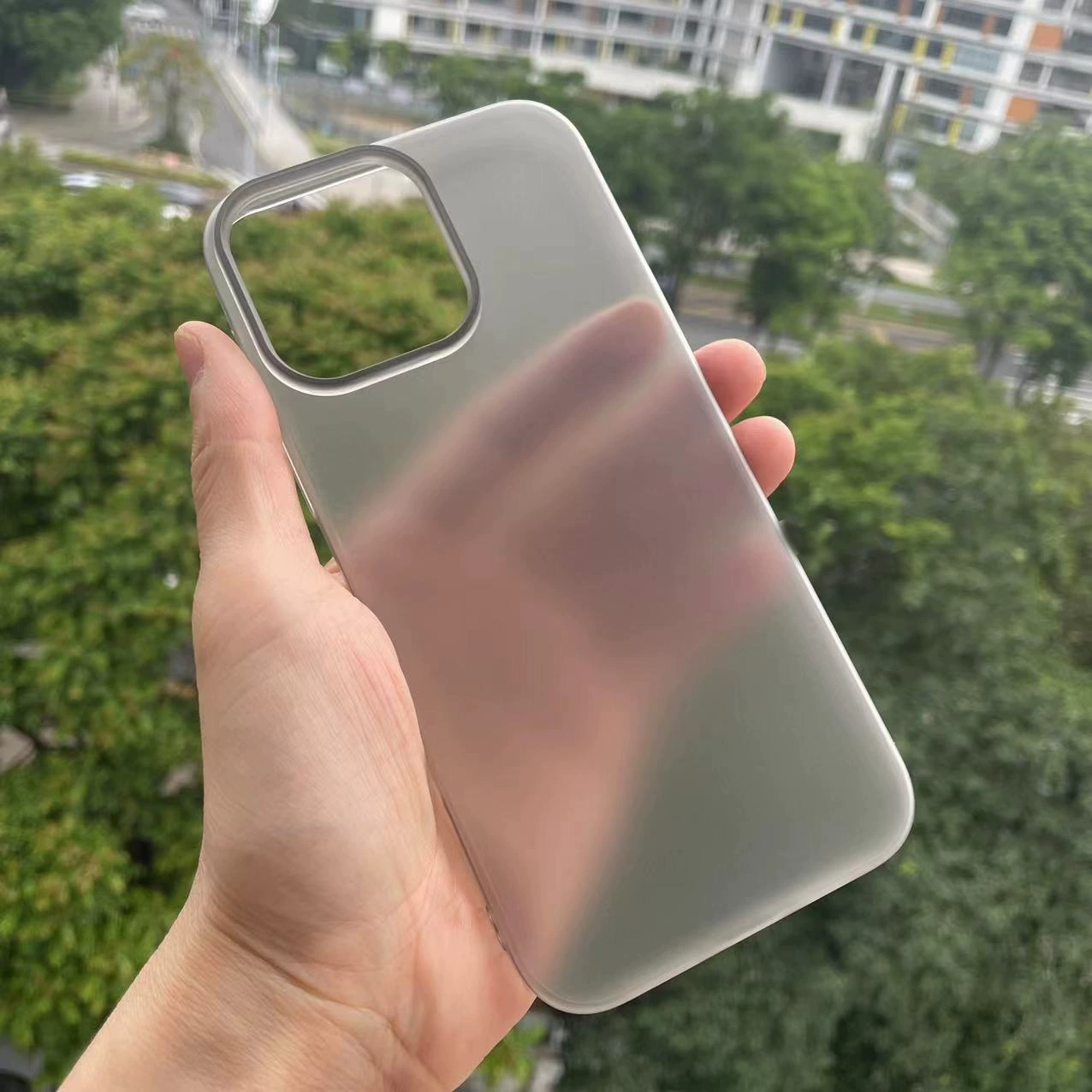 Прозрачный матовый ПК чехол для iPhone Ultra-thin защитный чехол — совместим с iPhone 12–17 ProMax, в нескольких цветах