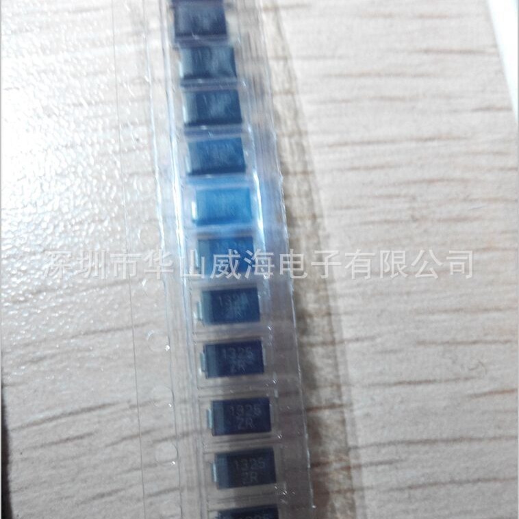 SMCJ28A CADO-214AB SMC双向单向TVS贴片二极管瞬态