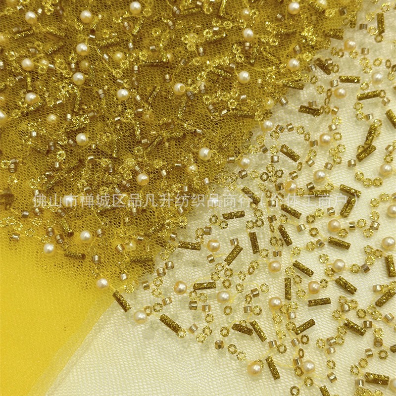 Polvo de oro rociado pieza de tubo de arroz pieza de tela bordada moda fresca vestido de moda gorra de tela de malla sequinada