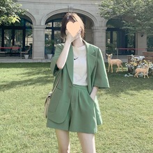 短袖小西装套装女士薄款2024夏季新款休闲设计感小众韩版西服外套