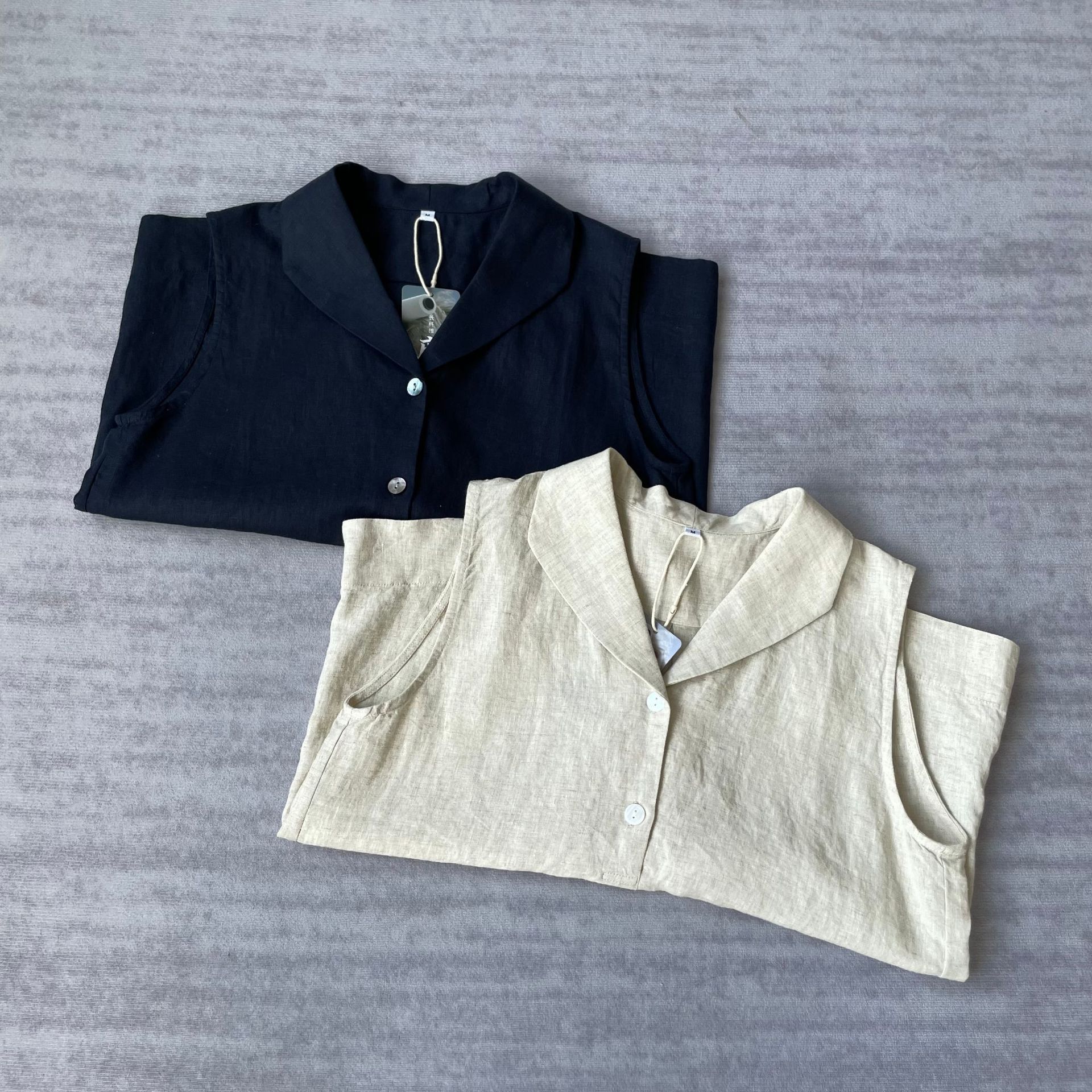 The Appearance Is Very Good and the Design Is Pleated! 100 Linen Lapel Breathable Loose Slimming Look Sleeveless Vest for Women Summer