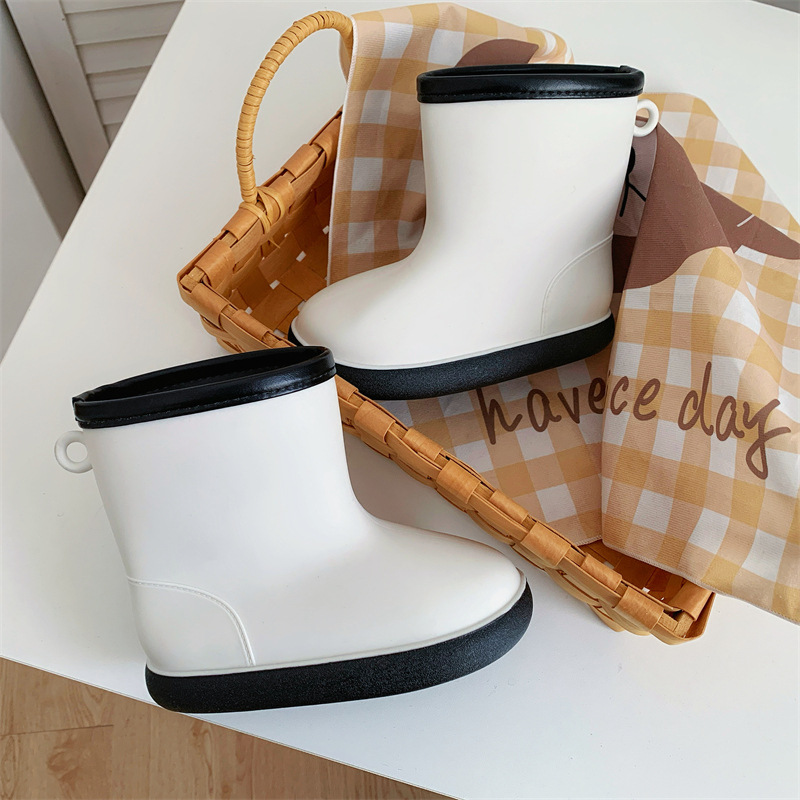 Summer Cute Children's Rain Boots Outdoor School Water Shoes Casual Play Water Non-Slip Mid-Tube Children's Rain Boots Cartoon