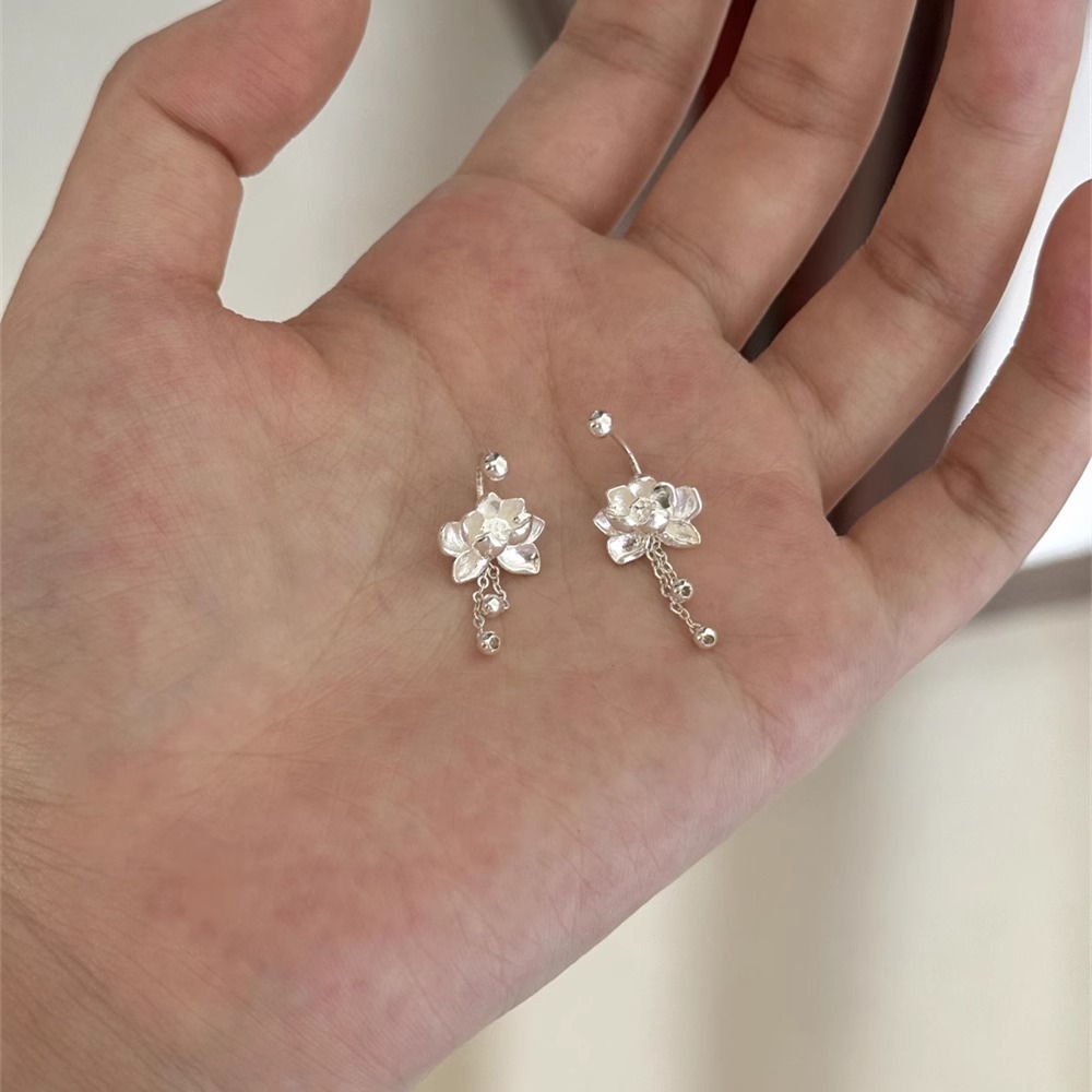 S925純銀文藝復古蓮花流蘇耳釘小眾設計高級感新中式經典耳飾耳環