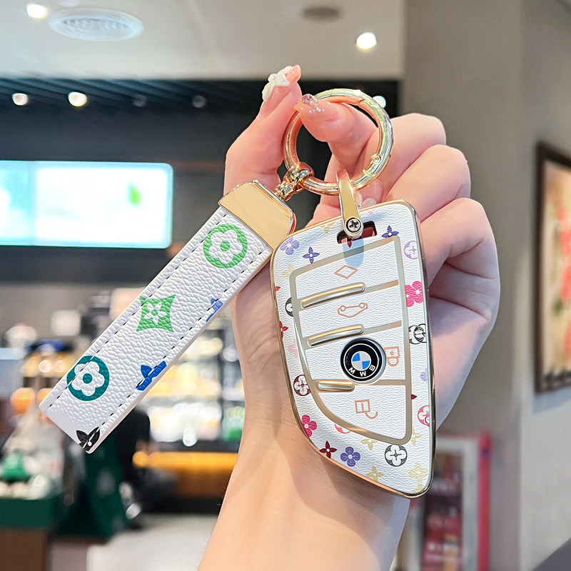 BMW 3 Series Key Case 4 Series Fashionable 6 Series GT/X4/X3 Trendy 5 Series New Model X6 Women's M4/X1/X7 Long Chain Buckle BMW 3 Series Key Case 4 Series Fashionable 6 Series GT/X4/X3 Trendy 5 Series New Model X6 Women's M4/X1/X7 Long Chain Buckle