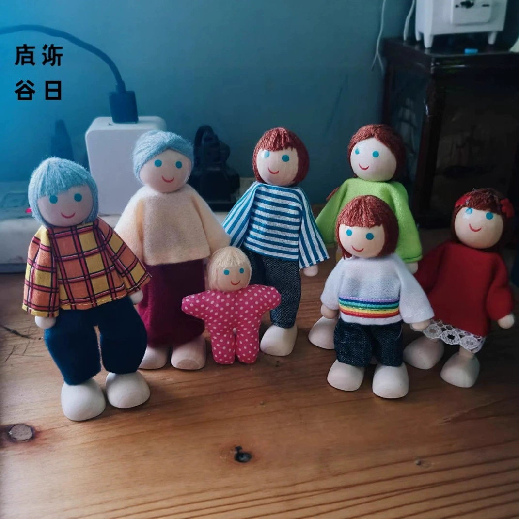 Семейные куклы: японские и корейские деревянные куклы, деревянные куклы, черные семейные куклы с подвижными суставами.