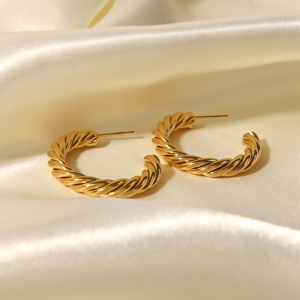 Vintage Style C Shape Stainless Steel Gold Plated Earrings 1 Pair