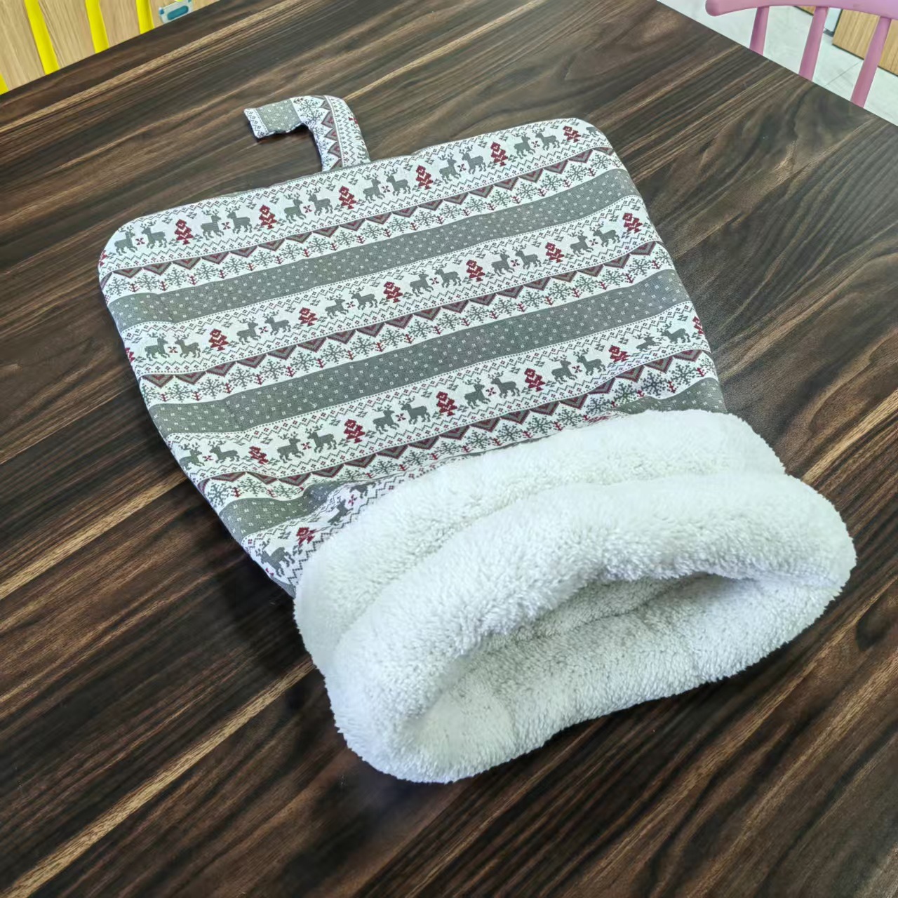 Nido de gato de mascota cachemira de cordero otoño invierno cálido gato bolsa de dormir perforación cerrada gato de seguridad invierno gato algodón nido