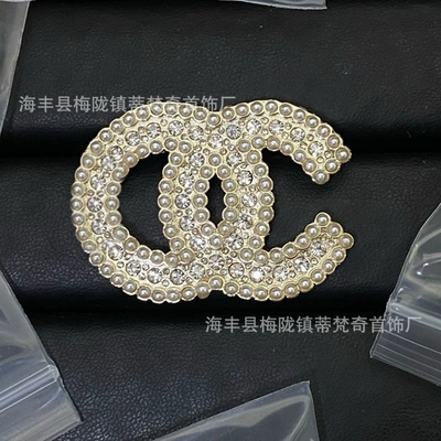 Yaxa sancaqları | Leather Pearl Heart Small Chanel-Style - correct-delivery-of-physical-style-12