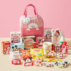 赤ちゃんの満月のお土産のプレゼントは子供の誕生日十歳のプレゼントです。
