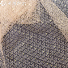 �pɫ�Ứ�W�����Ͻ��Q�l�c�c�Pβ��ܛ�H�wŮ�bȹ�b���Ь������