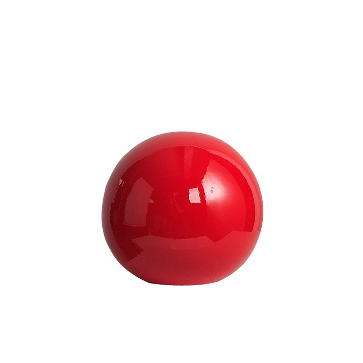 Red spherical decorations for home use for hotel