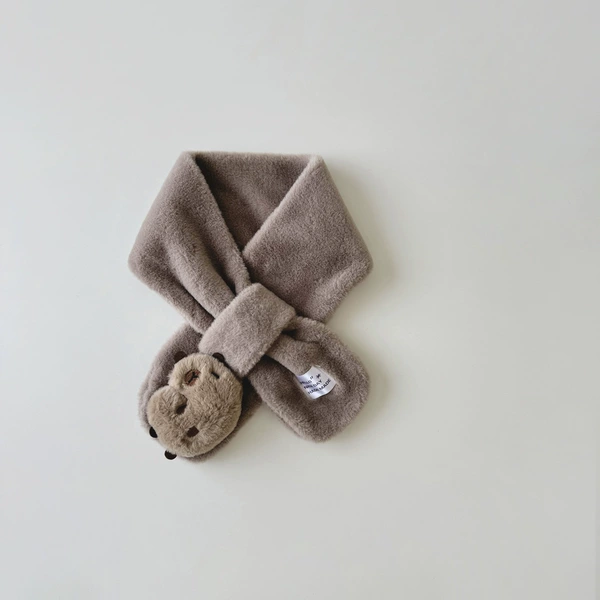 Bear head scarf