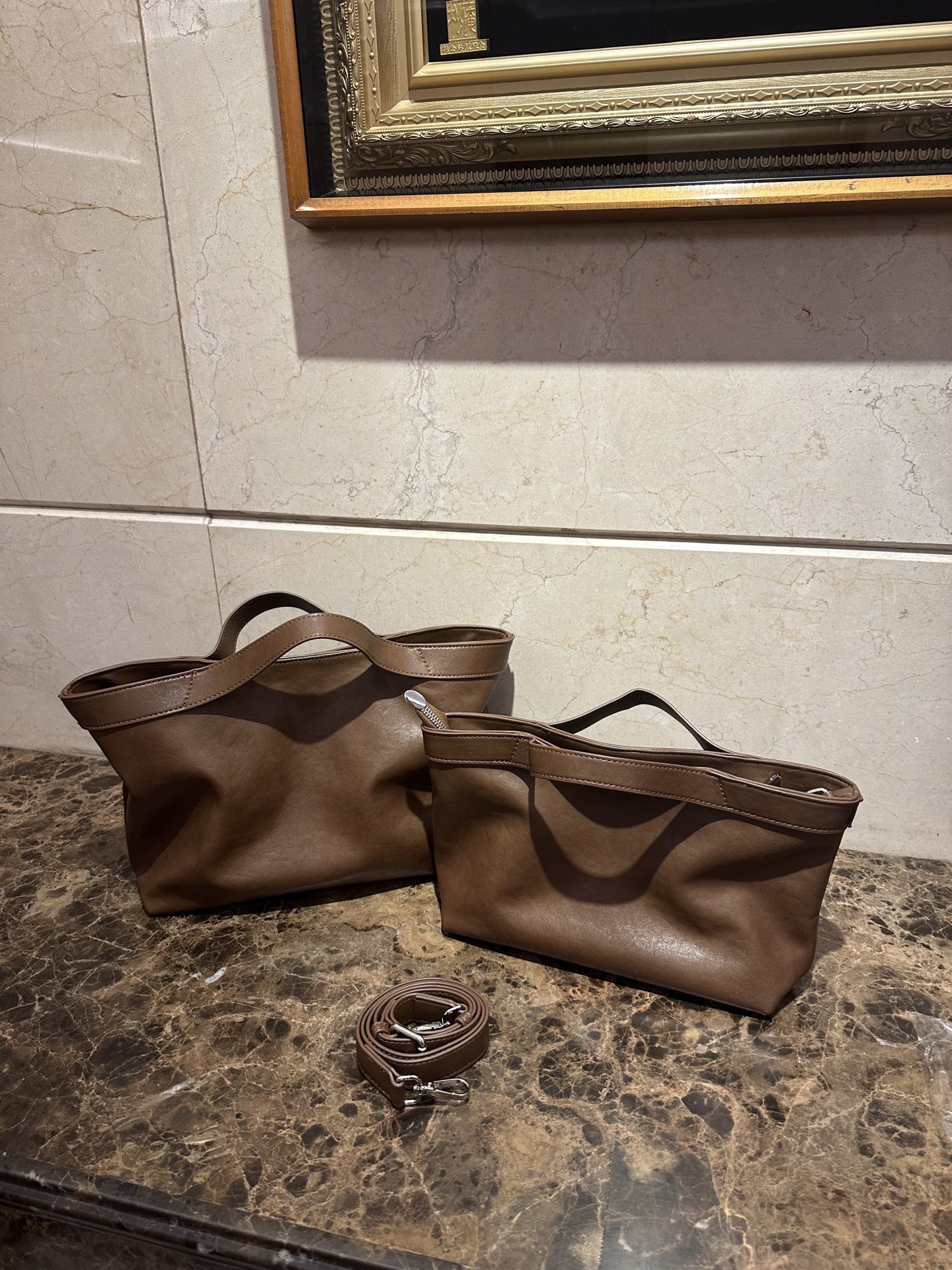 Minimalist Soft Leather Tote Bag For Women 2025 New Large Capacity Commuter Handbag Casual Crossbody Bag - Thumbnail 8