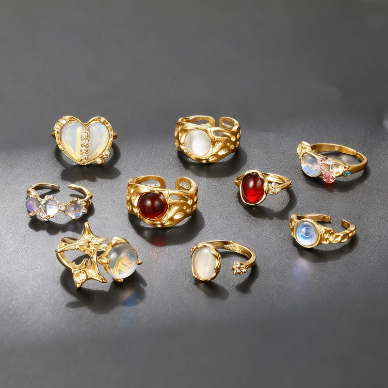 Sparkling Designer Ring For Women – Elegant And Comfortable Piece_voghion.com