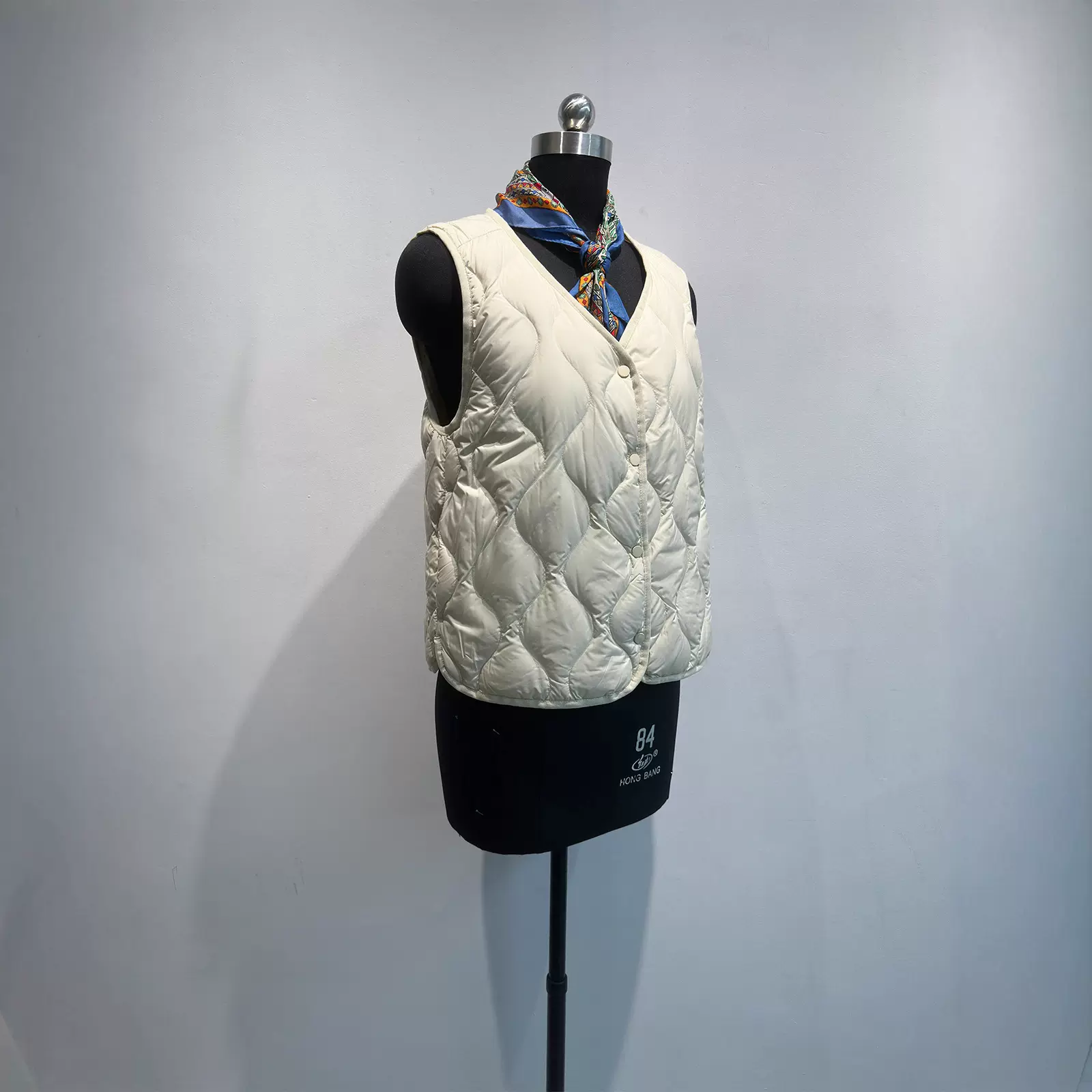 高蓬松轻暖V领羽绒马甲~90鸭绒流线格纹内胆女25秋冬百搭叠穿背心