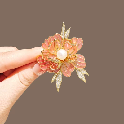 Vintage Enamel Peony Flower Brooch for Women, Niche Chinese Style Painted Flower Pin, Suit Lapel Accessory Pin (Yaxa sancaqları) - pink