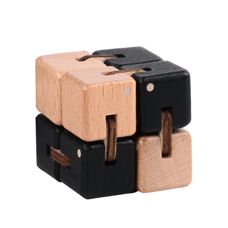 Juguetes de bloques para niños y adultos Cubo de madera transfronterizo Cubo de rompecabezas Desarrollo de la inteligencia Cubo de Rubik ilimitado