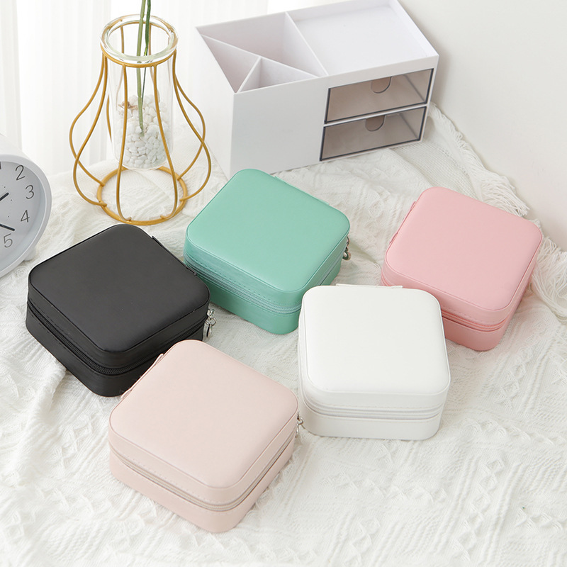 160g Weight Jewelry Boxes Classification 1 Piece Quantity Daily Occasion PU Leather Material Solid Color Pattern Simple Style Style Simple Style Solid Color Pu Leather Jewelry Boxes 1 Piece 5