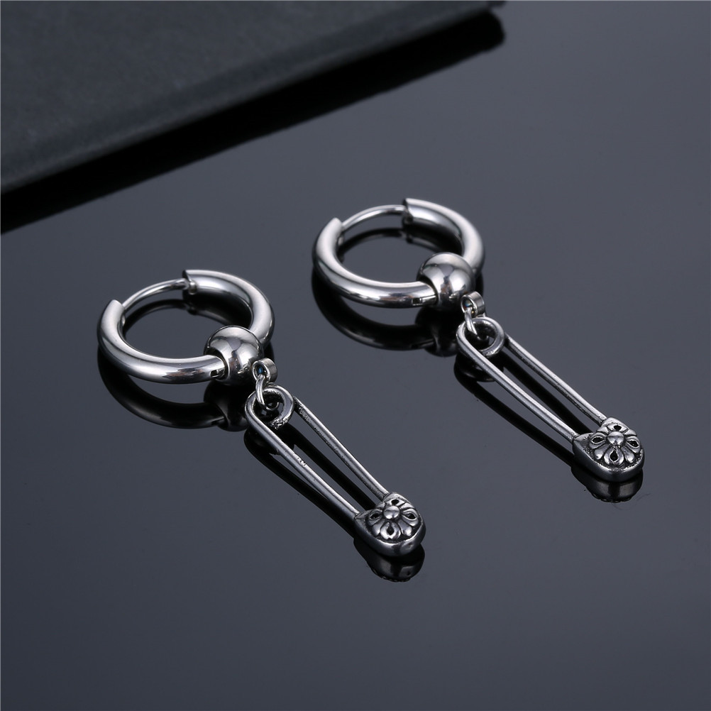 New cross-border wholesale paper clip earrings earrings earrings retro titanium steel men's old earrings earrings all-match niche