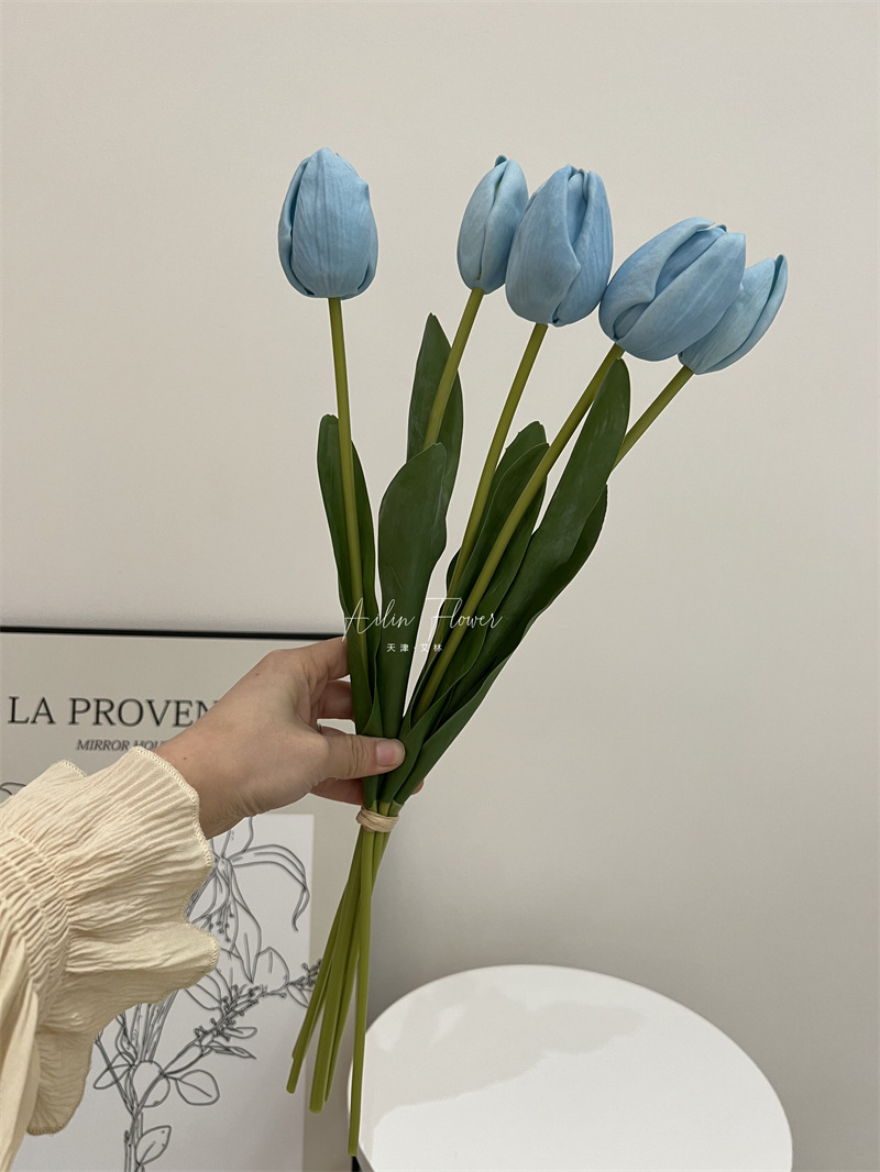 파란색