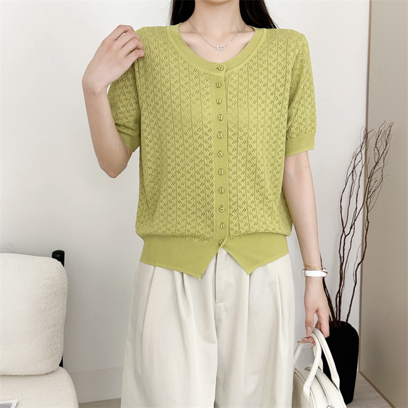 Summer solid knitted fashionable cardigan with a round collar
