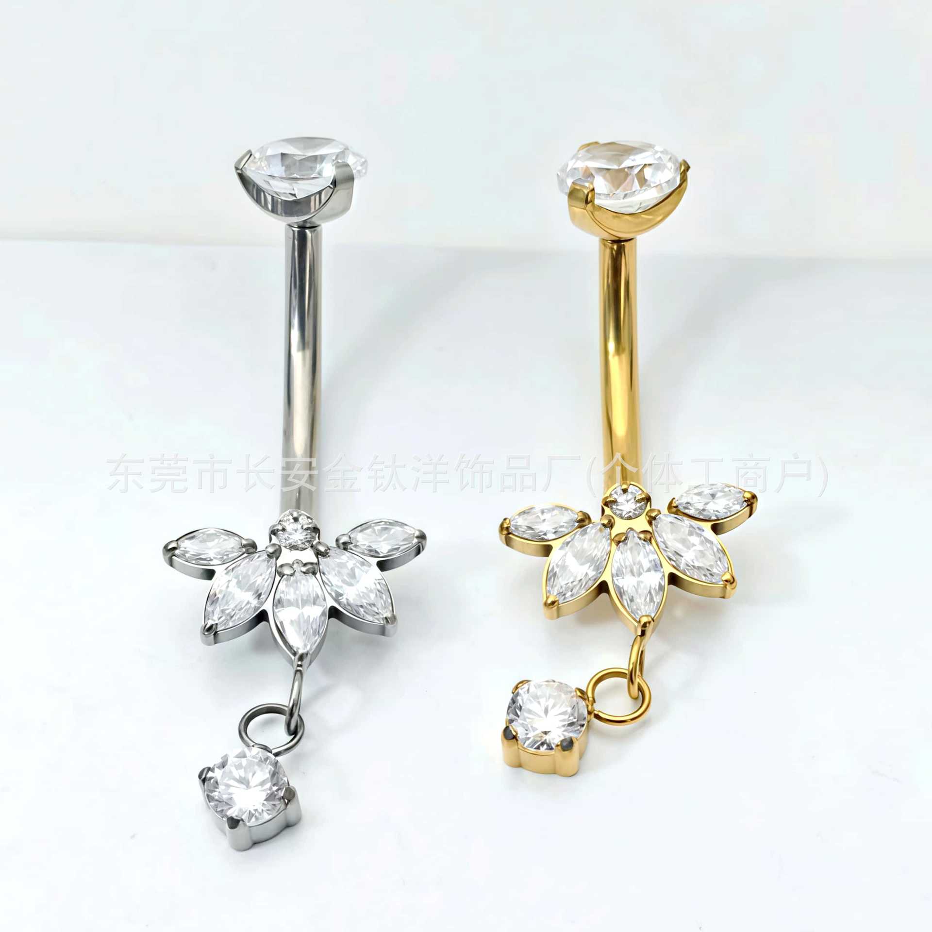 F136 Titanium Five-Leaf Flower Water Drop Zircon Pendant Curved Barbell Belly Button Ring detail image 4