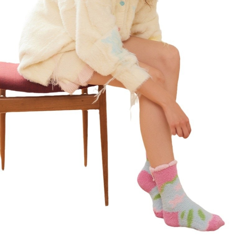 Calcetines de Piso de Caña Media para Mujer de Terciopelo de Coral Térmicos y Absorbentes de Sudor para Invierno en Casa