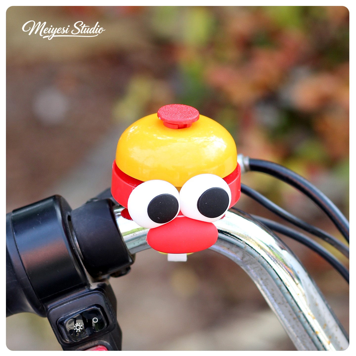 Bicicletas infantiles de montaña campana adornos de dibujos animados encantadores equilibrio coche scooter tranvía mano pulsa bocina súper fuerte