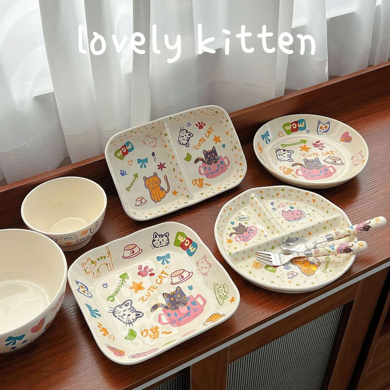 かわいい漫画の見栄えの良いシンプルな分割ディナープレート、ハイエンドの家庭用朝食プレート、インスタイルのセラミック分割ディナープレート|undefined