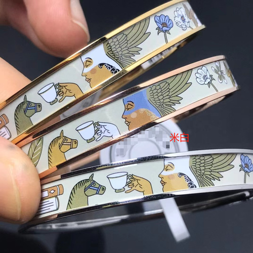 Painted Enamel Printed Rabbit Bracelet Men and Women Couple   Fashion Personality Versatile Bracelet