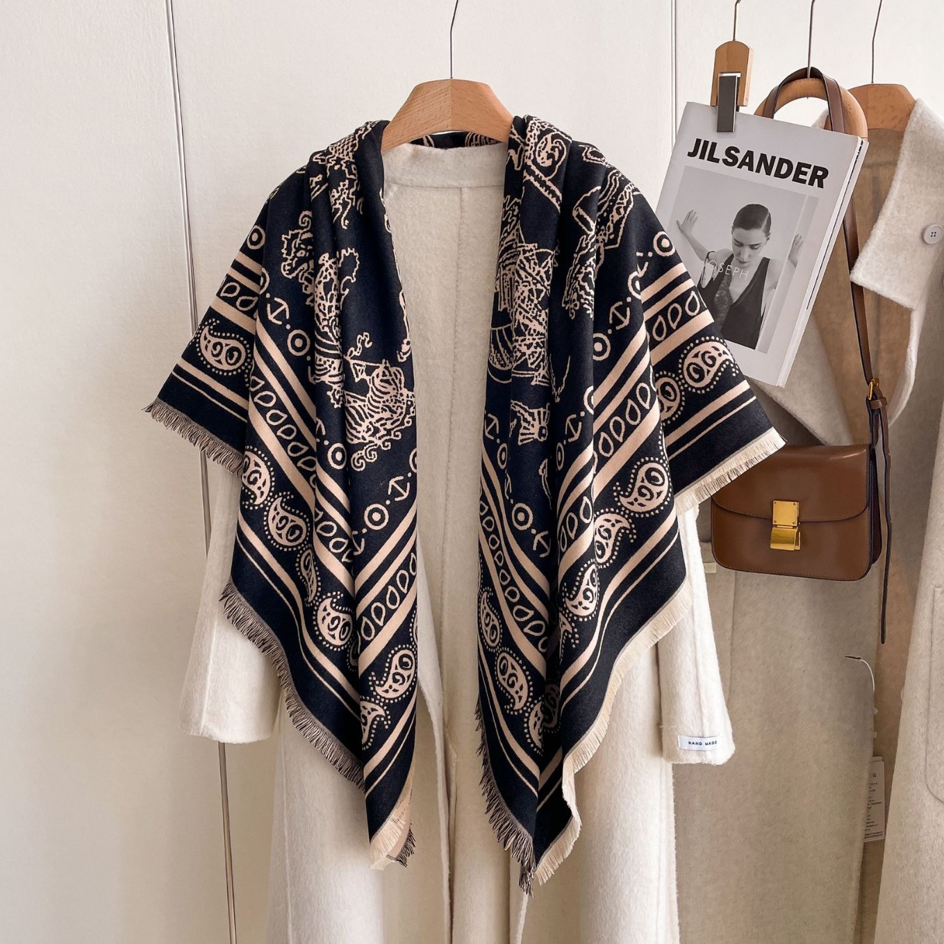 2024 flores de anacaju vintage nuevo tipo imitación de chal de cachemira aire exterior con una capa de invierno otoño calentamiento moda toallas grandes