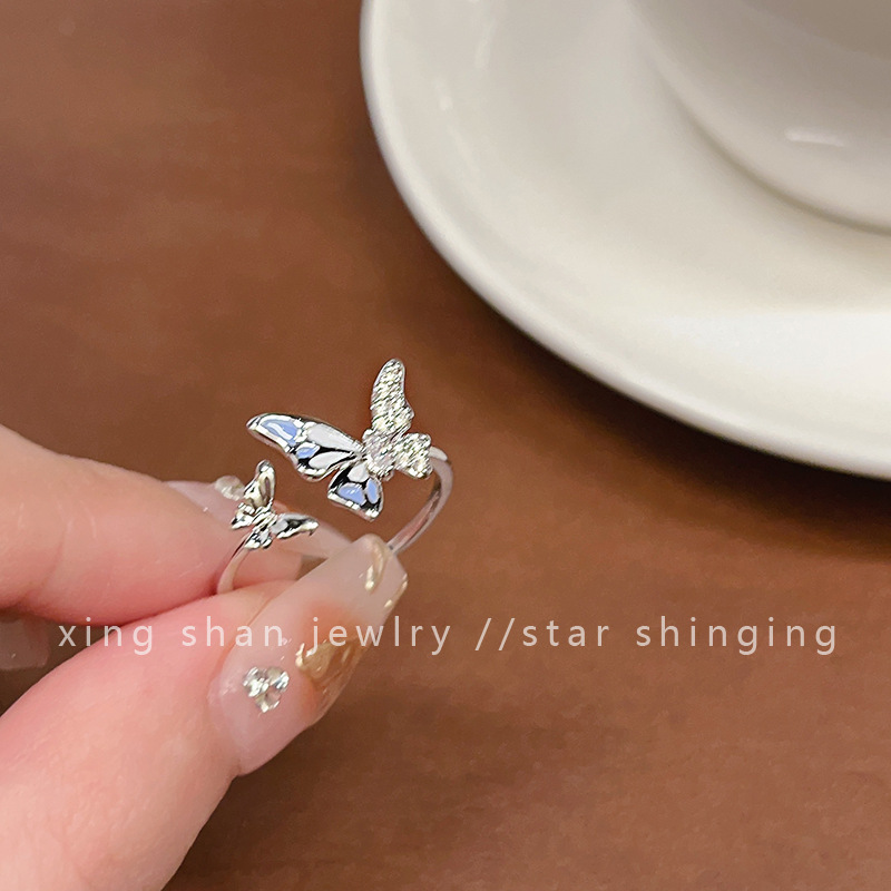 3099 Pair of Butterfly Opening Ring