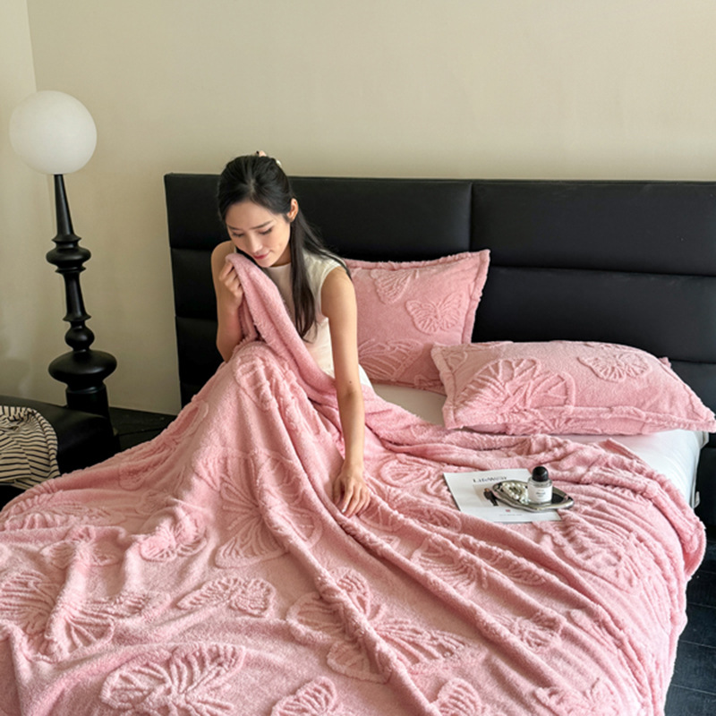 Torre de viento de lujo ligero transfronterizo Fufu terciopelo color sólido jacquard multifunción manta manta manta de sofá de mariposa jacquard de una sola capa manta al por mayor